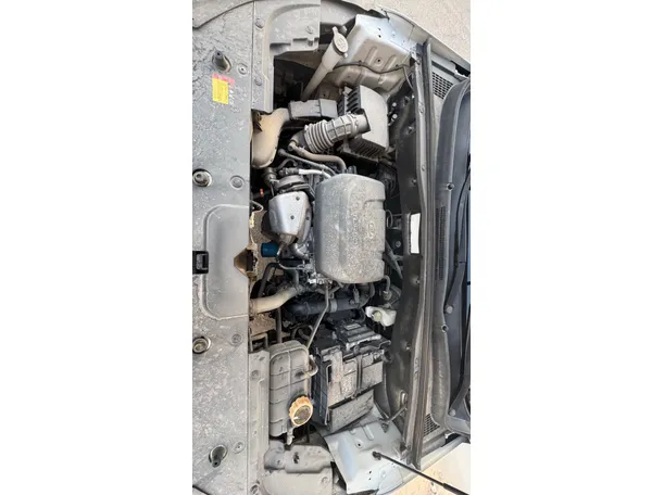 Car image 27