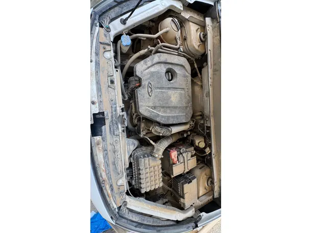Car image 26