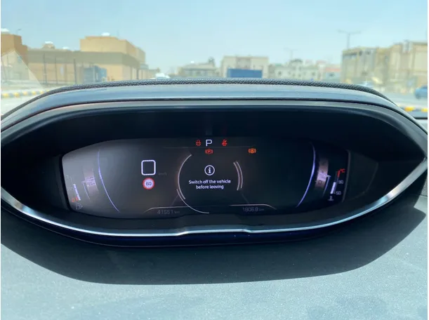 Car image 20