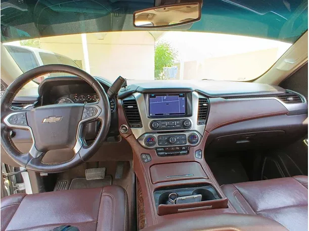 Car image 15