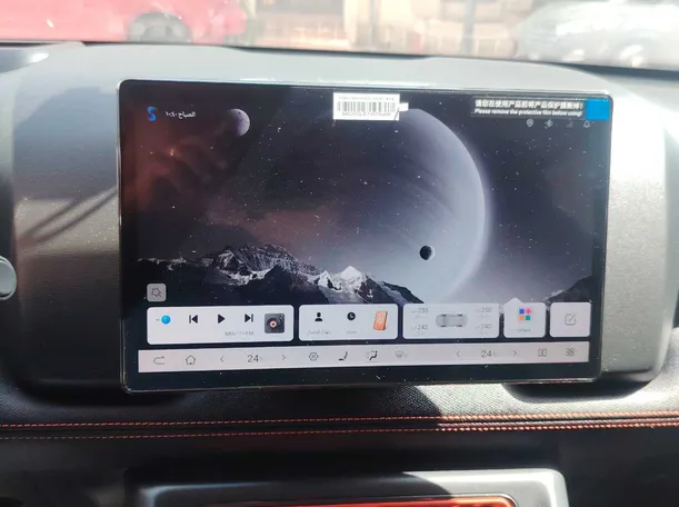 Car image 17