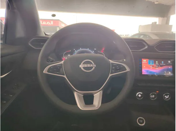 Car image 23