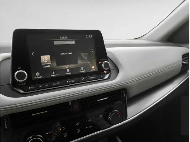 Car image 12