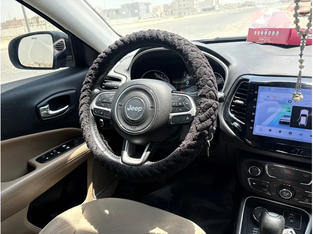 Car image 22