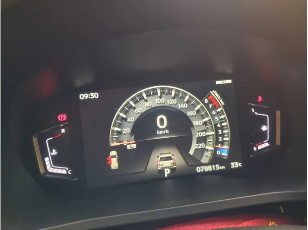 Car image 19