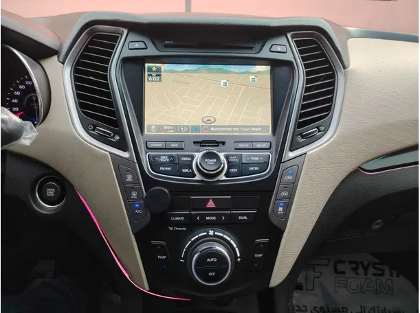 Car image 26