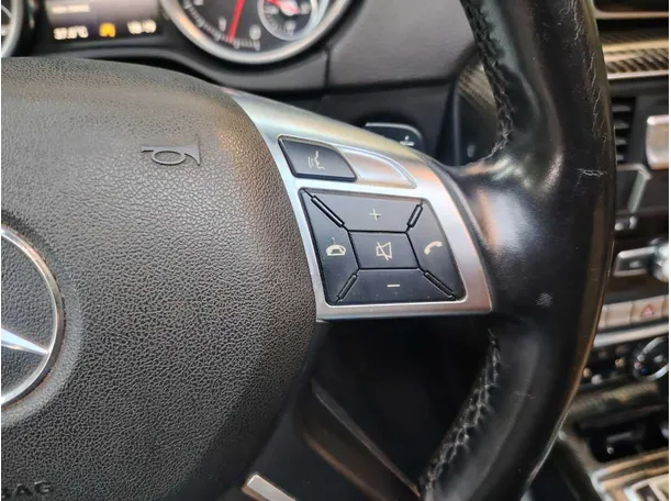 Car image 38