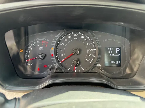 Car image 18