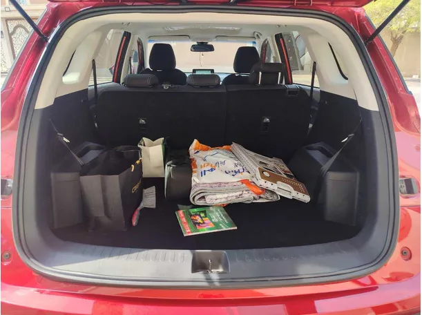 Car image 25