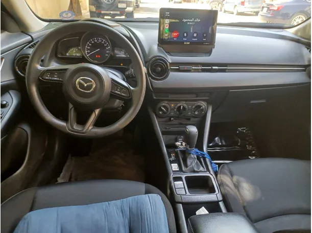 Car image 16