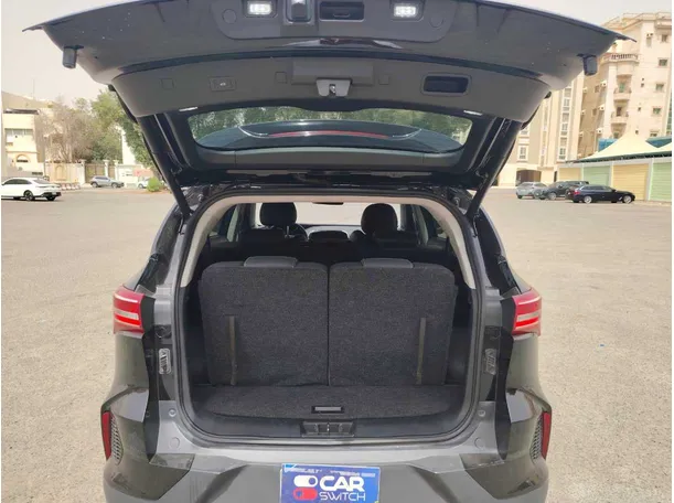 Car image 31
