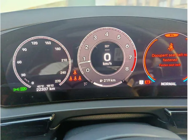 Car image 29