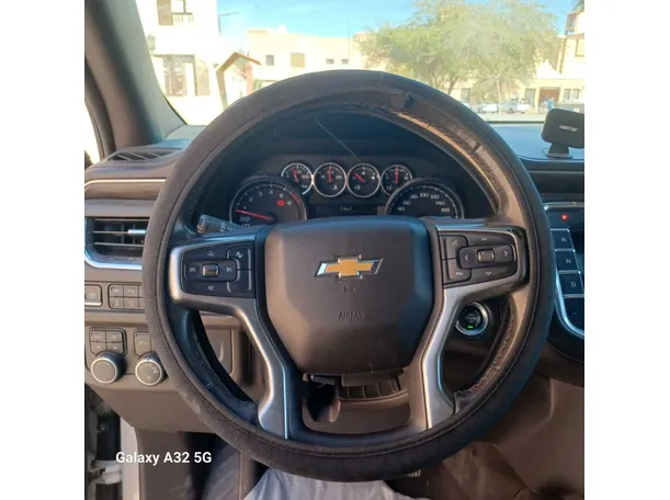 Car image 21