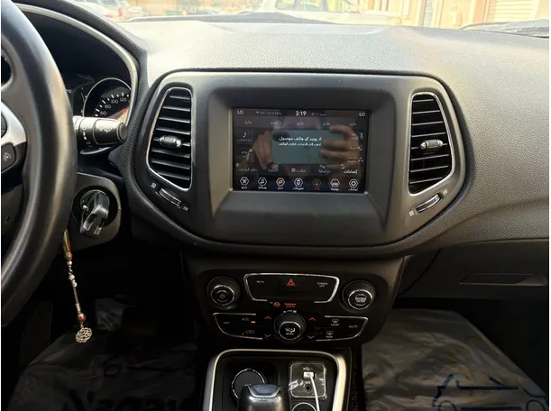 Car image 21