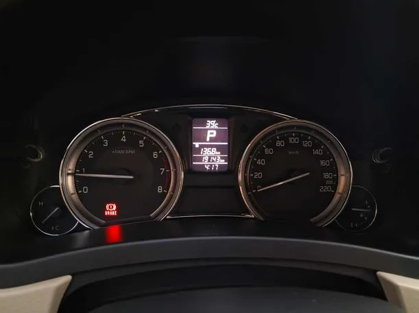 Car image 17