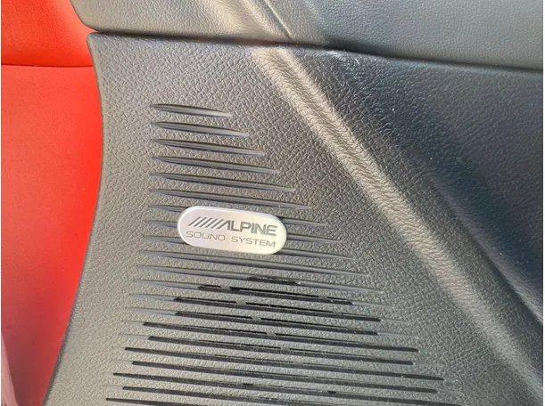 Car image 20