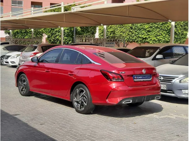 Car image 7