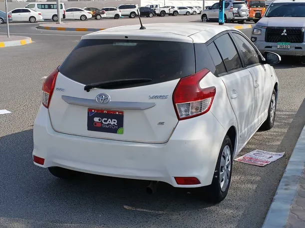Car image 5