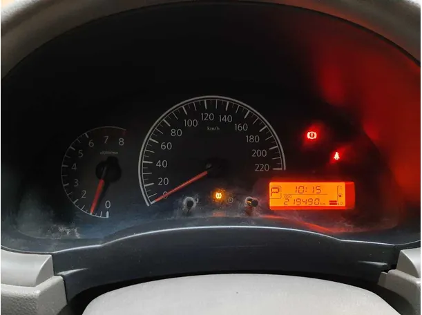 Car image 15
