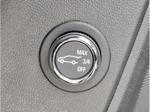 Car image 35