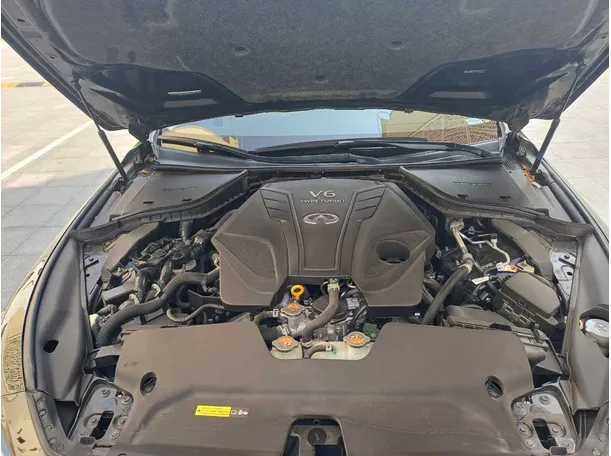 Car image 24