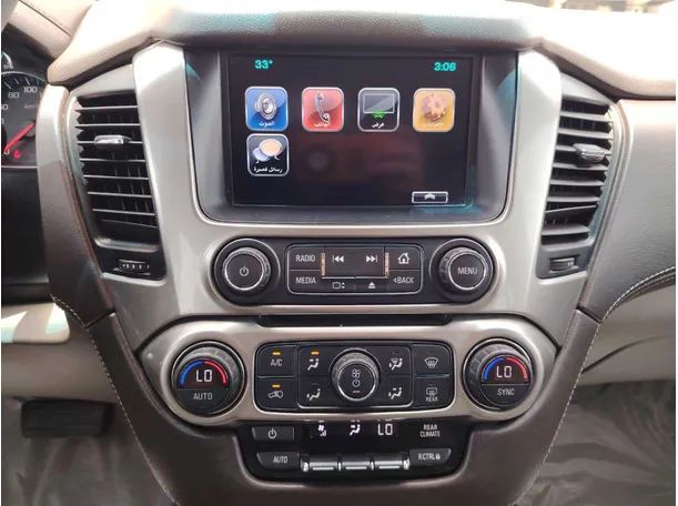 Car image 18