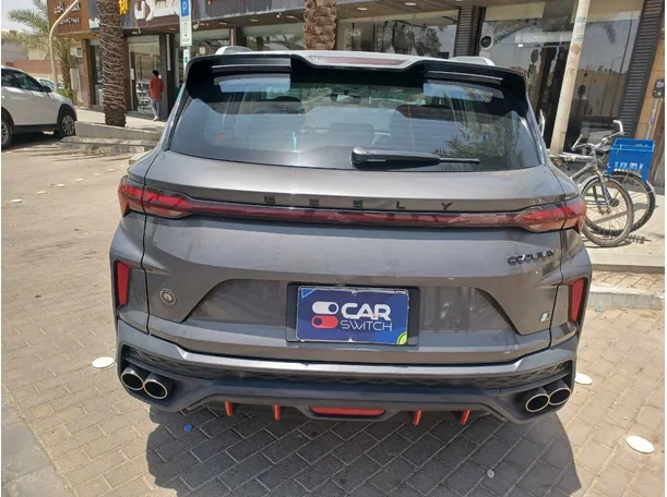 Car image 6