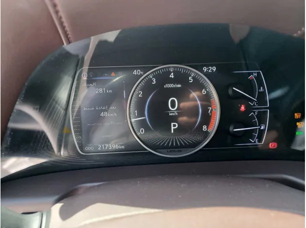 Car image 20