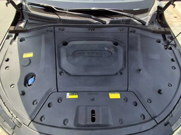 Car image 21