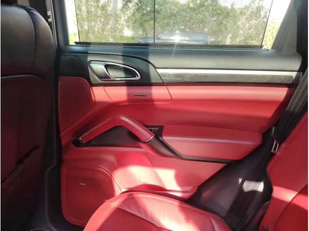 Car image 39