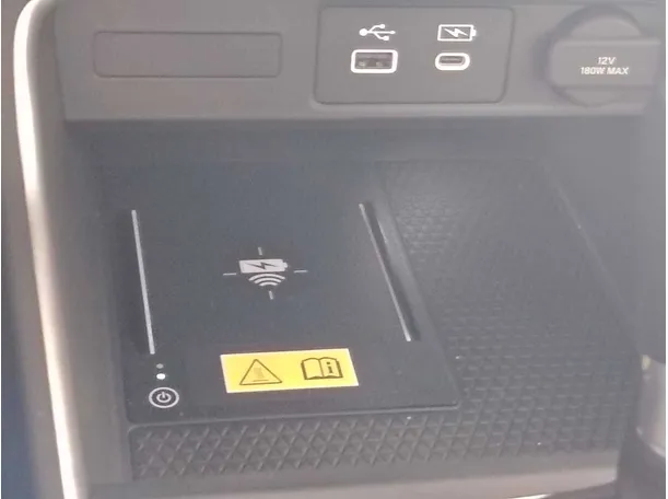 Car image 29