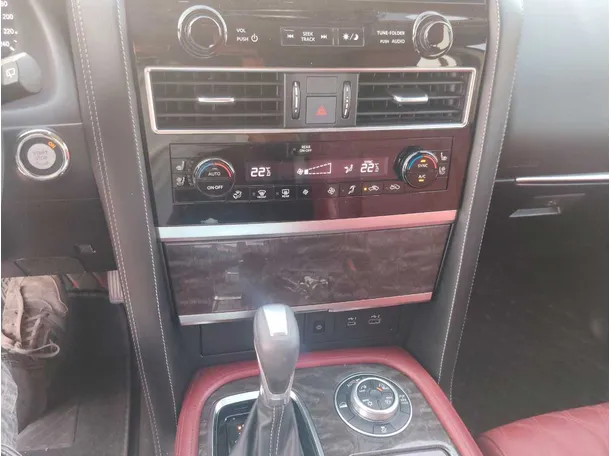Car image 21