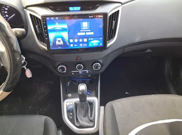 Car image 15