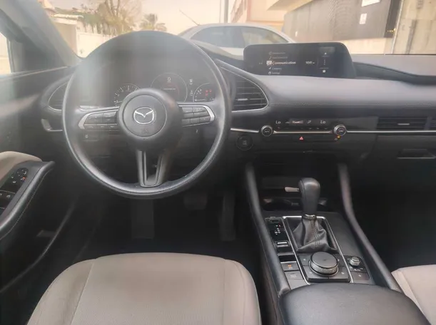 Car image 22