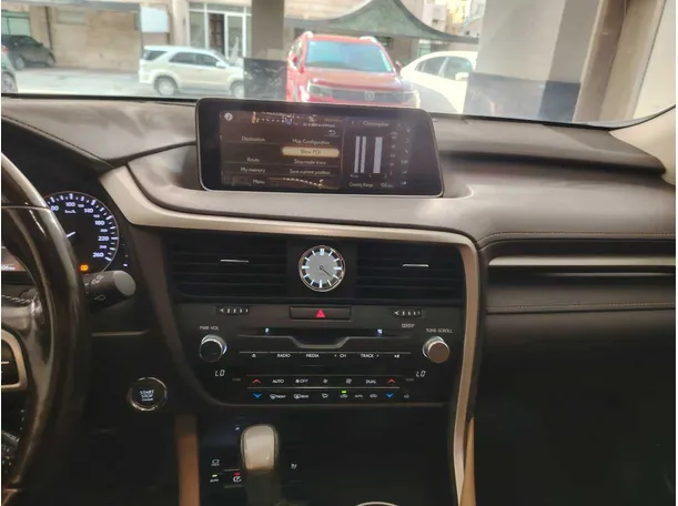 Car image 28
