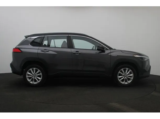 Car image 13