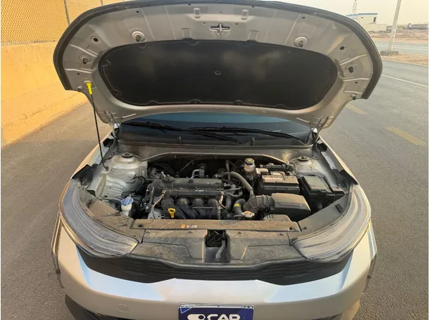 Car image 20
