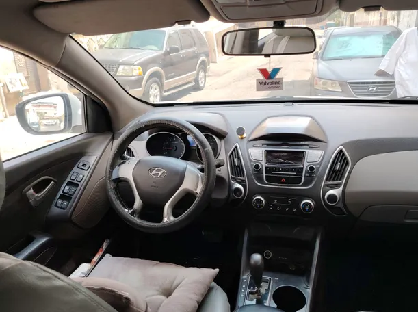 Car image 21