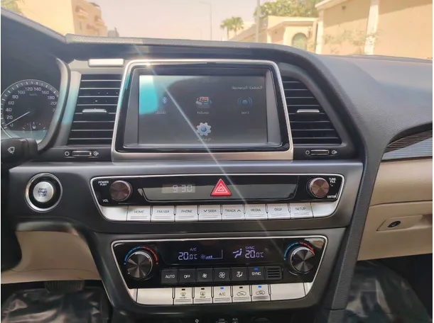 Car image 22