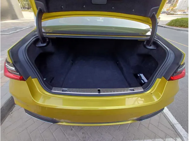 Car image 23