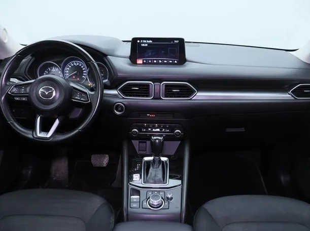 Car image 8