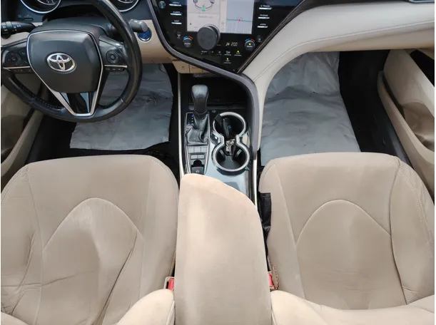Car image 20