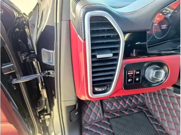 Car image 42
