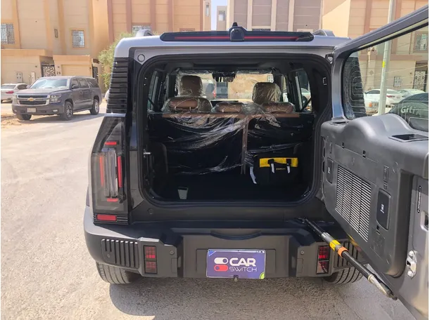 Car image 22