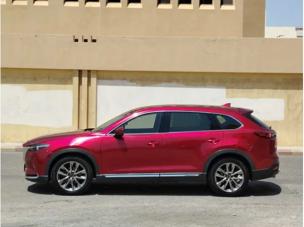 Car image 8