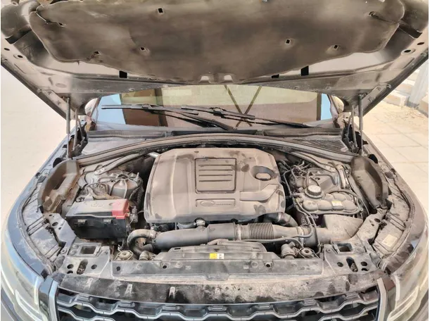 Car image 37