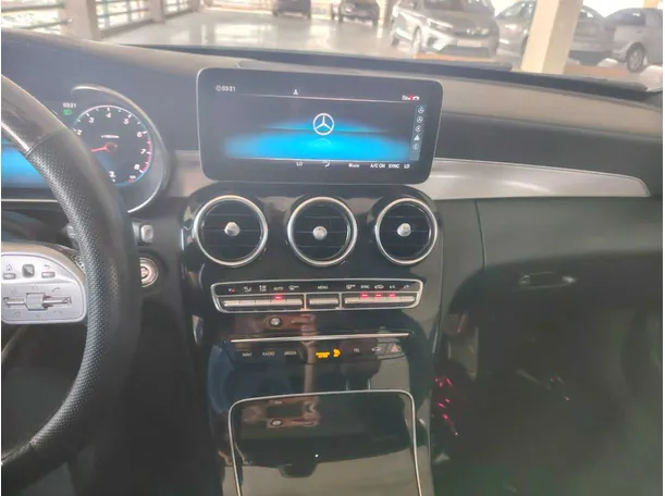 Car image 27