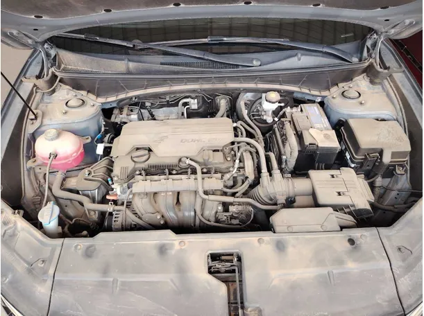 Car image 30