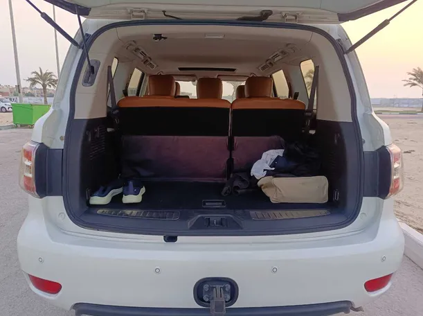 Car image 29