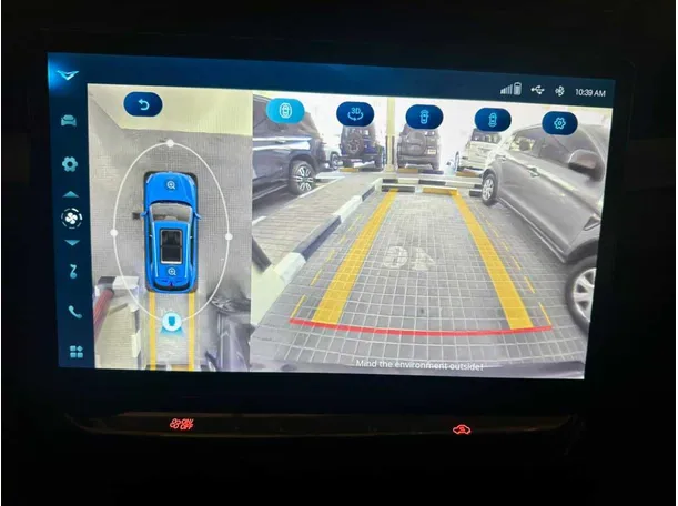 Car image 13